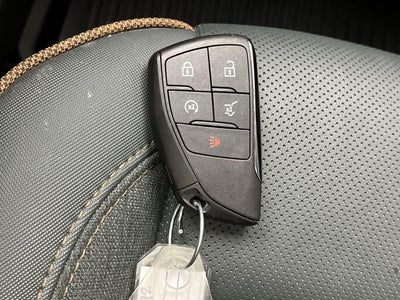 2025 GMC Acadia AT4