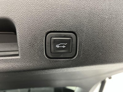 2025 GMC Acadia AT4