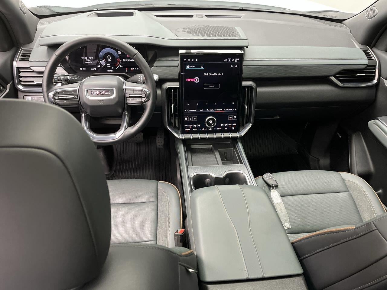 2025 GMC Acadia AT4