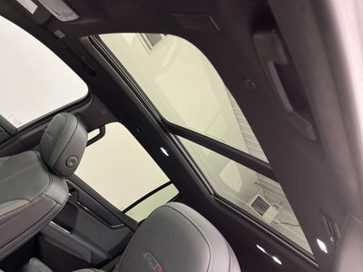 2025 GMC Acadia AT4