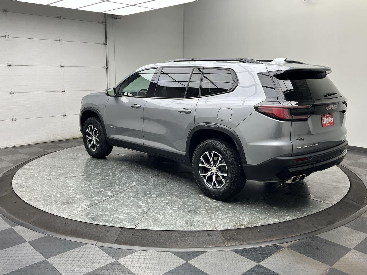 2025 GMC Acadia AT4