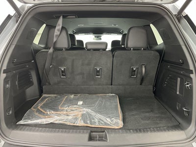 2025 GMC Acadia AT4