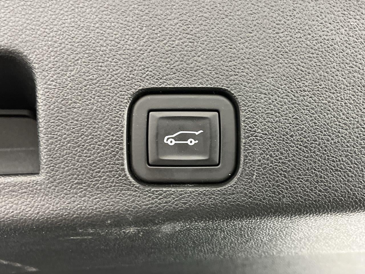2025 GMC Acadia AT4