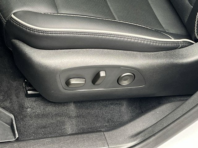 2026 GMC Acadia AWD Denali