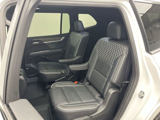 2026 GMC Acadia AWD Denali