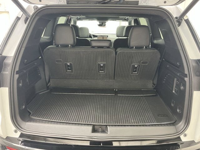 2026 GMC Acadia AWD Denali
