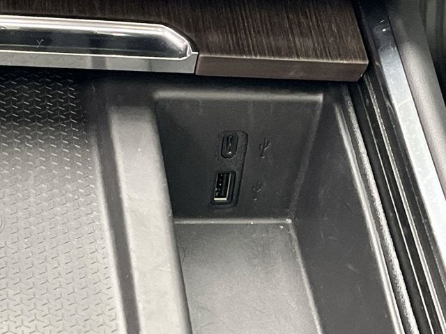 2026 GMC Acadia AWD Denali