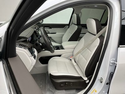 2025 GMC Acadia AWD Denali