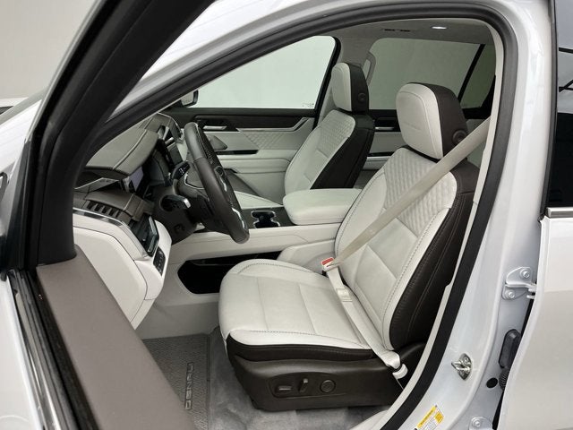 2025 GMC Acadia AWD Denali
