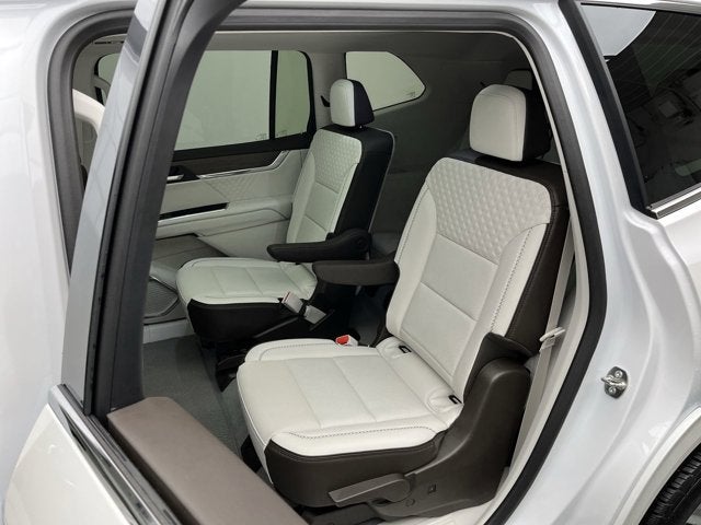 2025 GMC Acadia AWD Denali