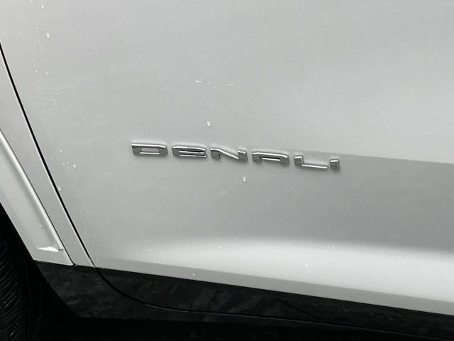 2025 GMC Acadia AWD Denali