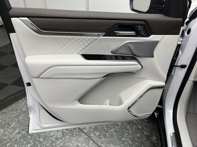 2025 GMC Acadia AWD Denali