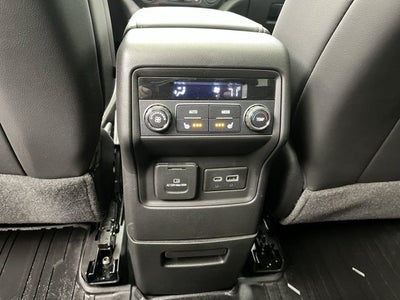 2022 GMC Acadia SLT