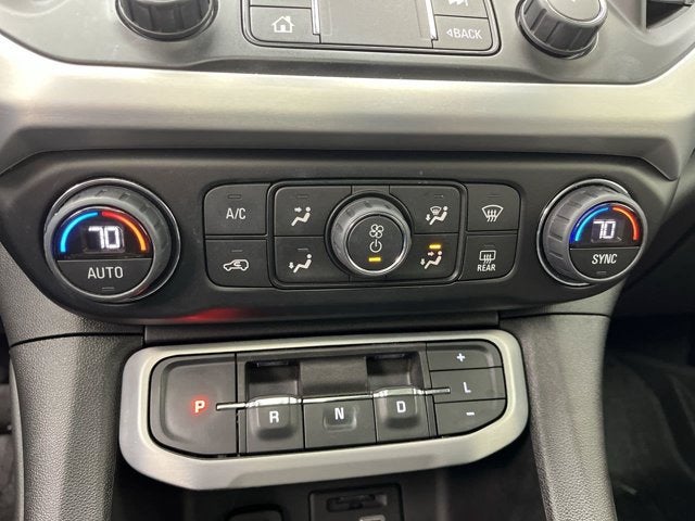 2022 GMC Acadia SLT