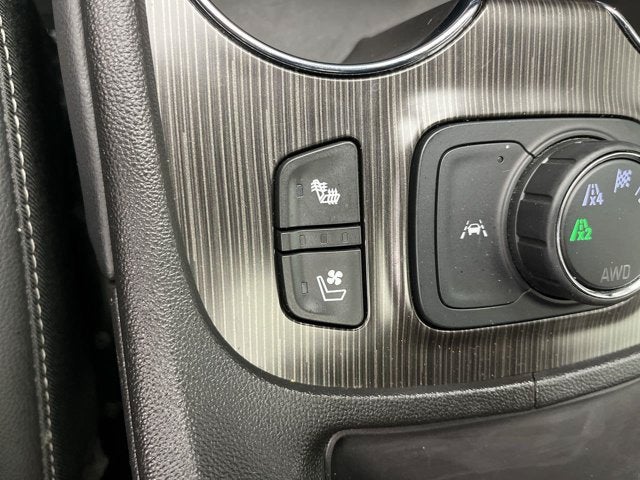 2022 GMC Acadia SLT