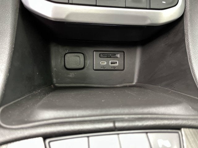 2022 GMC Acadia SLT