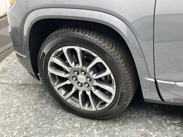 2022 GMC Acadia Denali