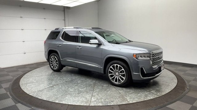 2022 GMC Acadia Denali