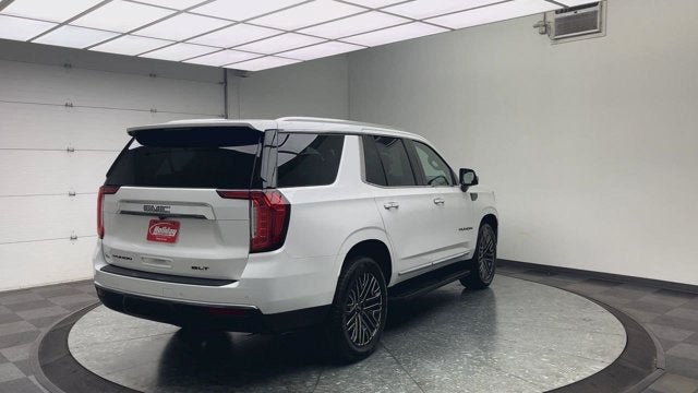 2022 GMC Yukon SLT