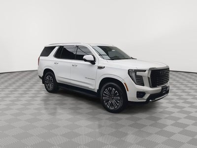 2025 GMC Yukon Elevation