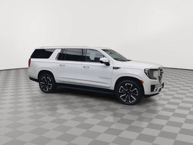 2022 GMC Yukon XL SLT