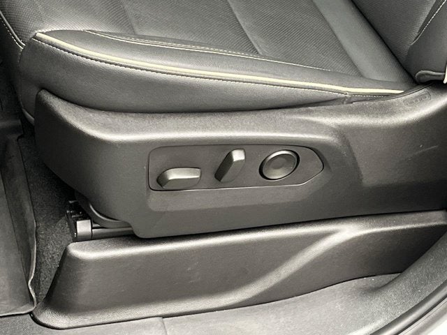 2025 GMC Yukon XL Elevation
