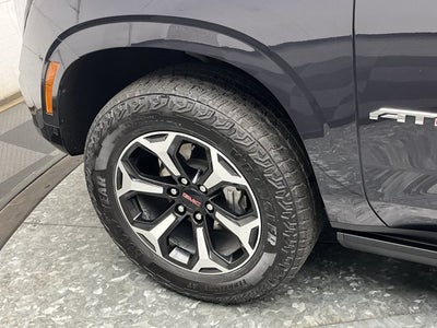 2025 GMC Yukon XL AT4