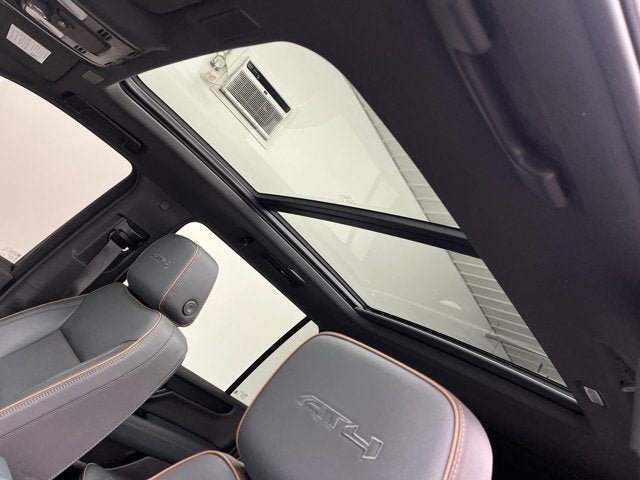 2025 GMC Yukon XL AT4