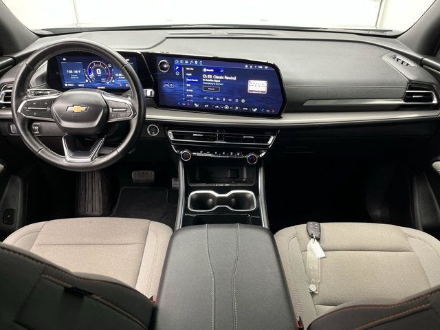 2026 Chevrolet Traverse AWD LT