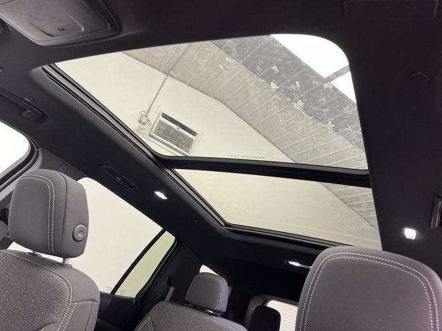 2024 Chevrolet Traverse AWD LT