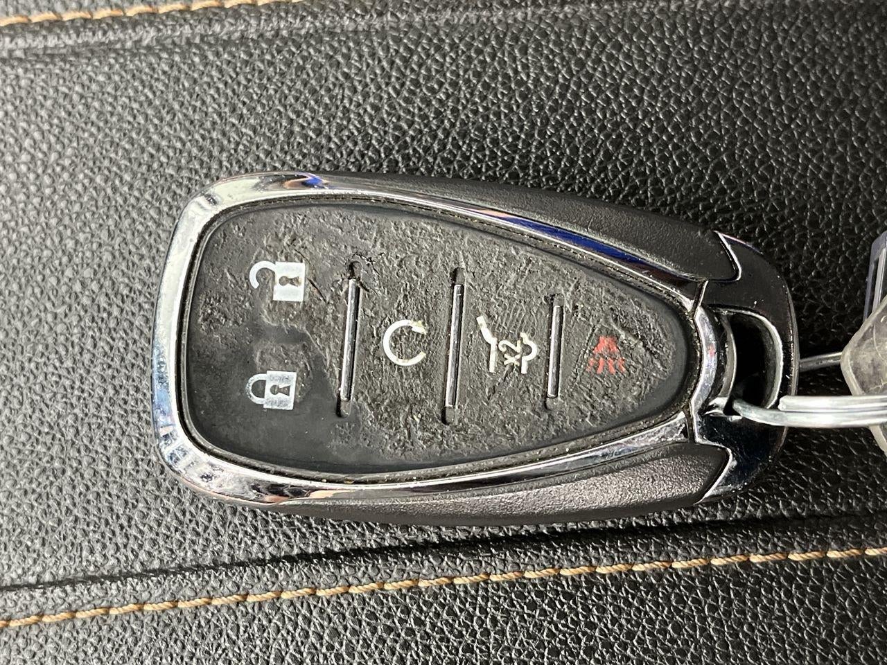 2018 Chevrolet Traverse LT Cloth