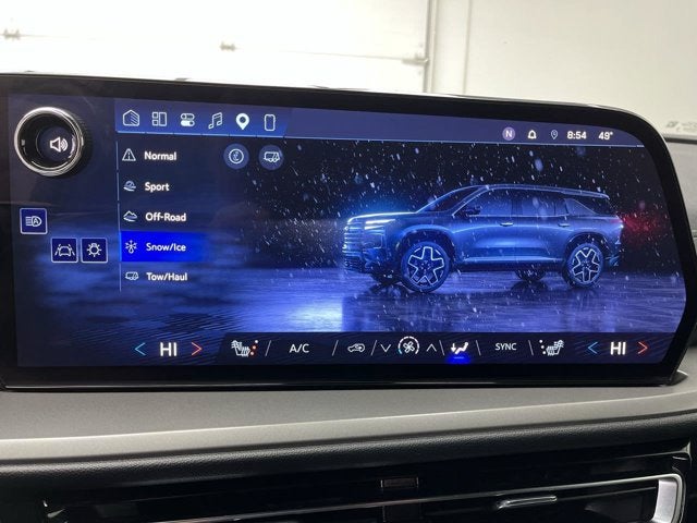 2025 Chevrolet Traverse AWD LT