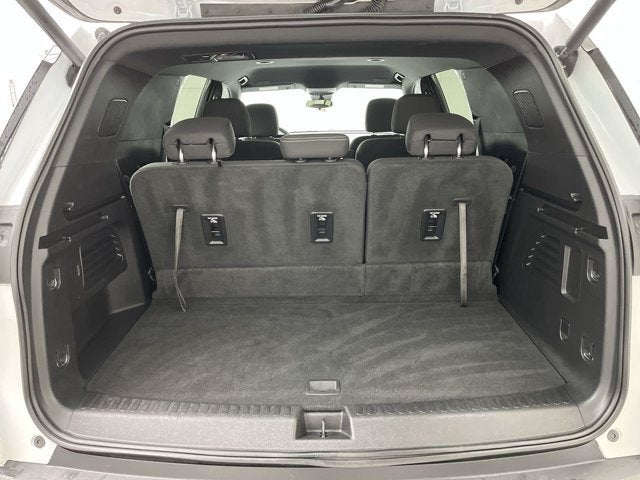 2025 Chevrolet Traverse AWD LT