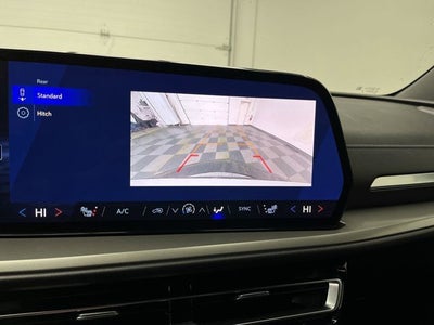 2025 Chevrolet Traverse AWD LT