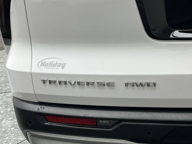 2025 Chevrolet Traverse AWD LT