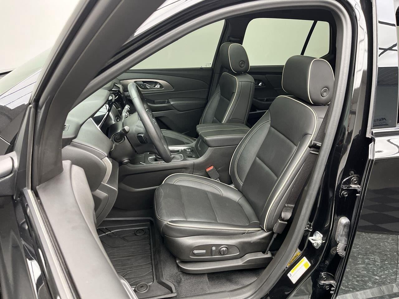 2022 Chevrolet Traverse Premier