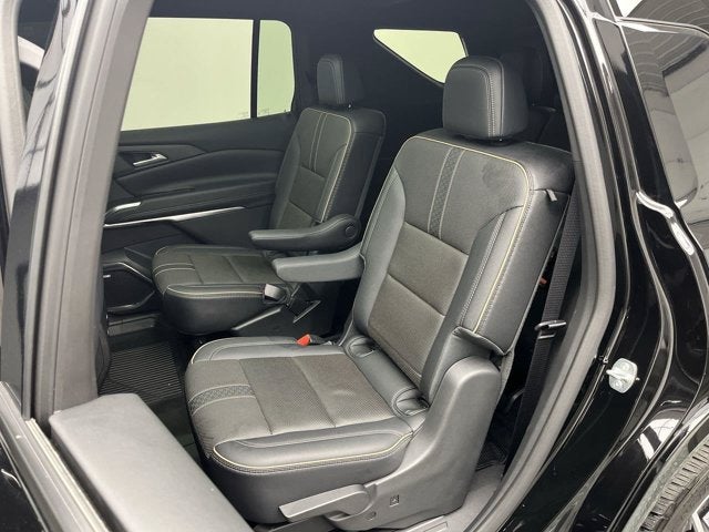 2025 Chevrolet Traverse AWD High Country