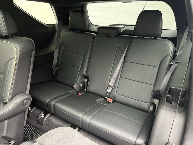 2025 Chevrolet Traverse AWD High Country