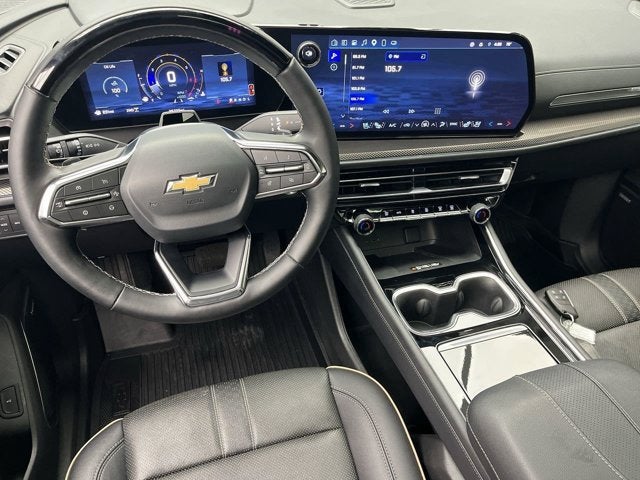 2025 Chevrolet Traverse AWD High Country