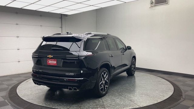 2025 Chevrolet Traverse AWD High Country