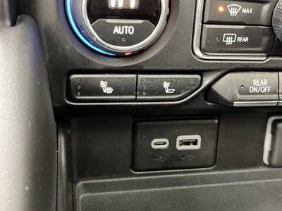 2024 Chevrolet Suburban RST