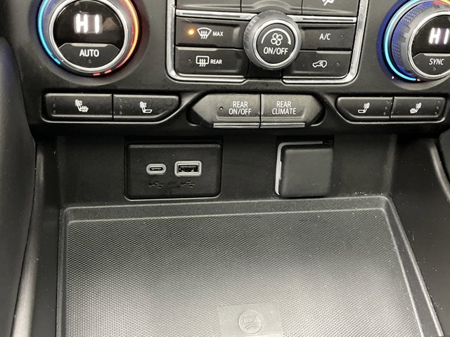 2024 Chevrolet Suburban RST