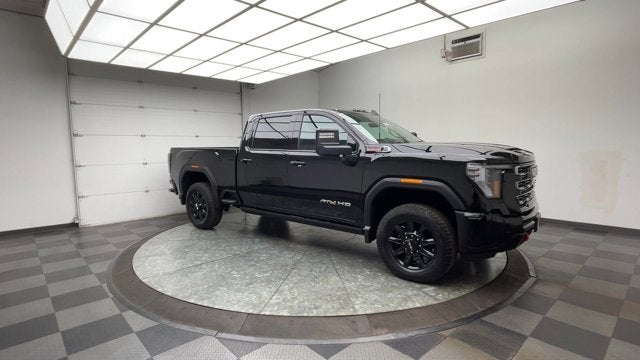 2025 GMC Sierra 2500HD AT4