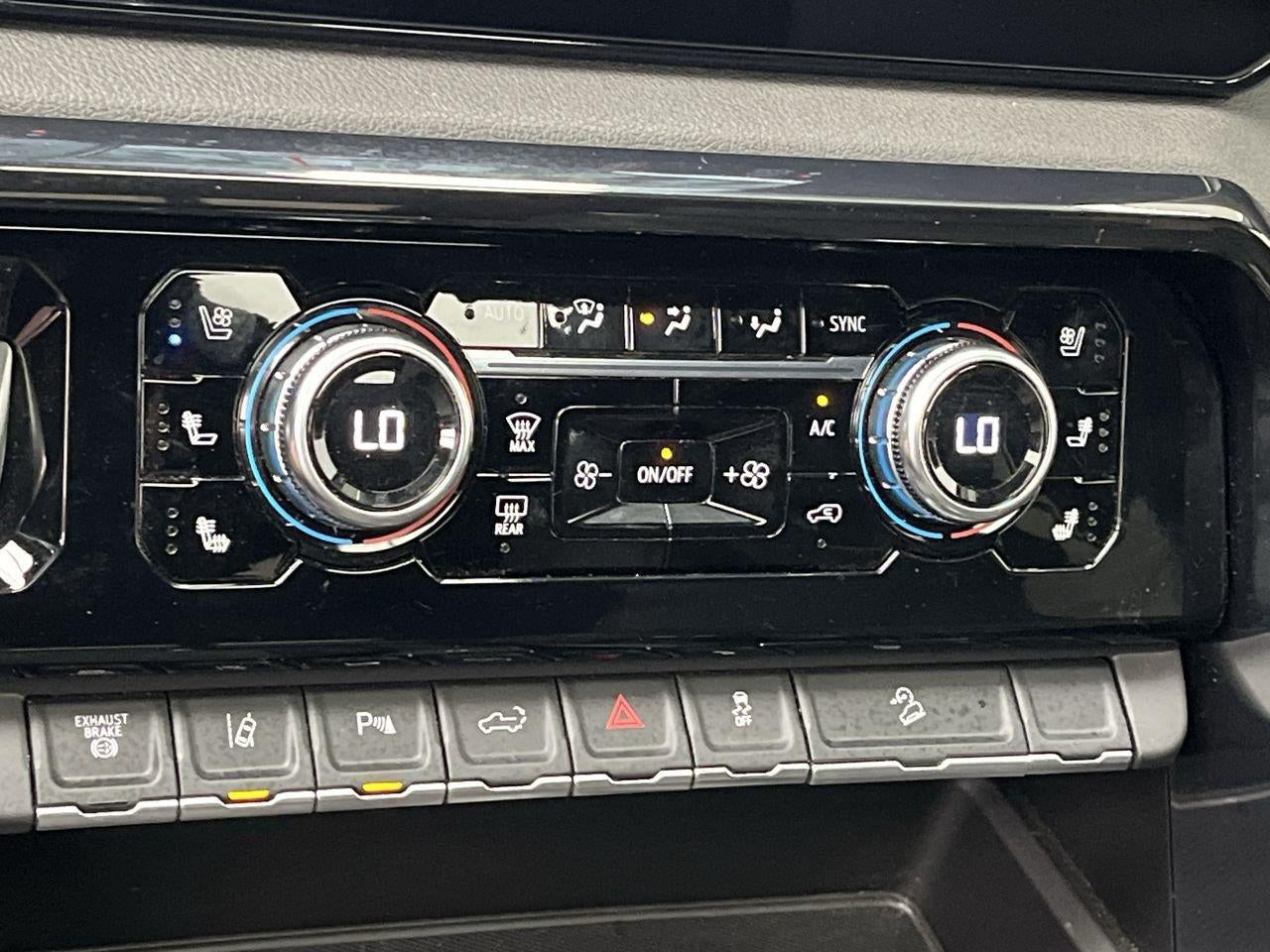 2025 GMC Sierra 2500HD AT4