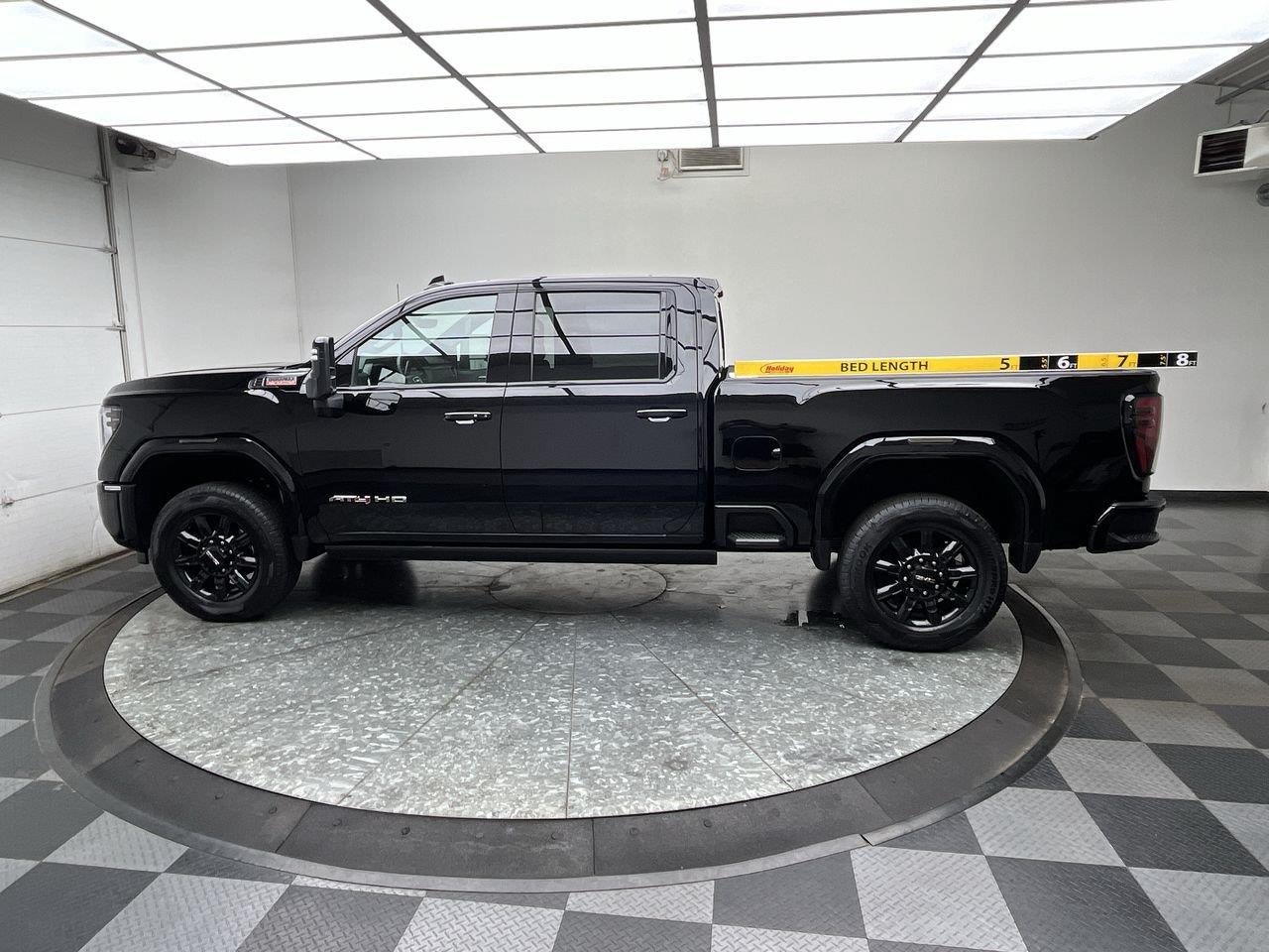 2025 GMC Sierra 2500HD AT4