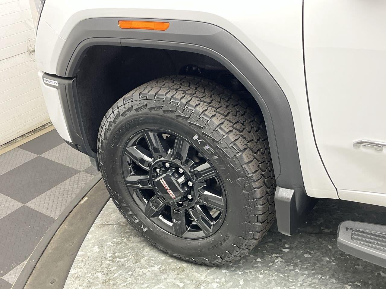 2025 GMC Sierra 2500Hd AT4