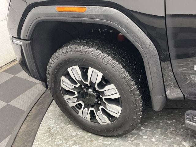 2025 GMC Sierra 2500HD Denali