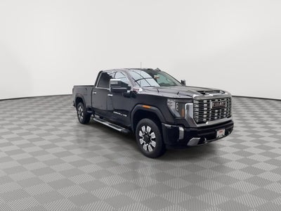 2025 GMC Sierra 2500HD Denali