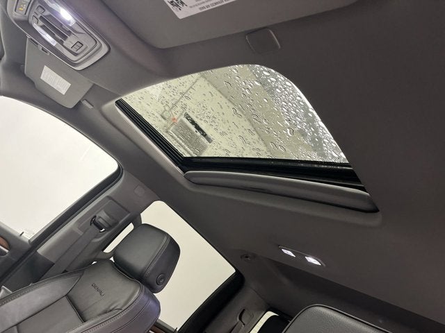 2025 GMC Sierra 2500HD Denali