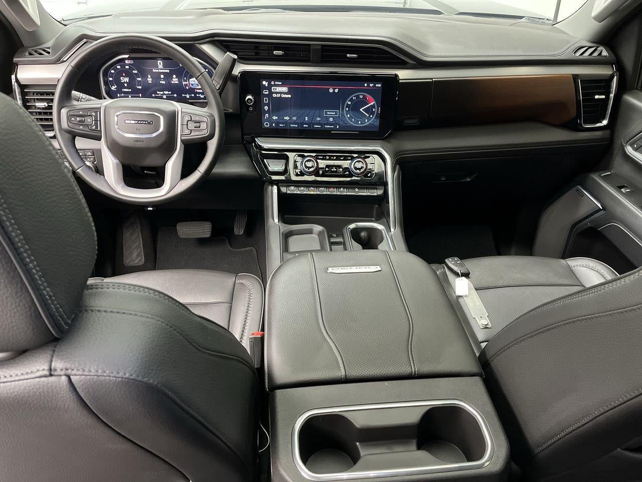 2026 GMC Sierra 2500HD Denali